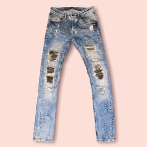 Zara’s Camo Print Skinny Jeans